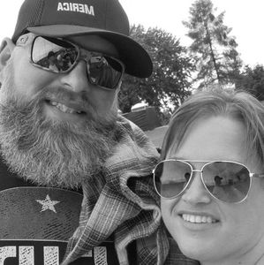 Meet your Posher, Holly